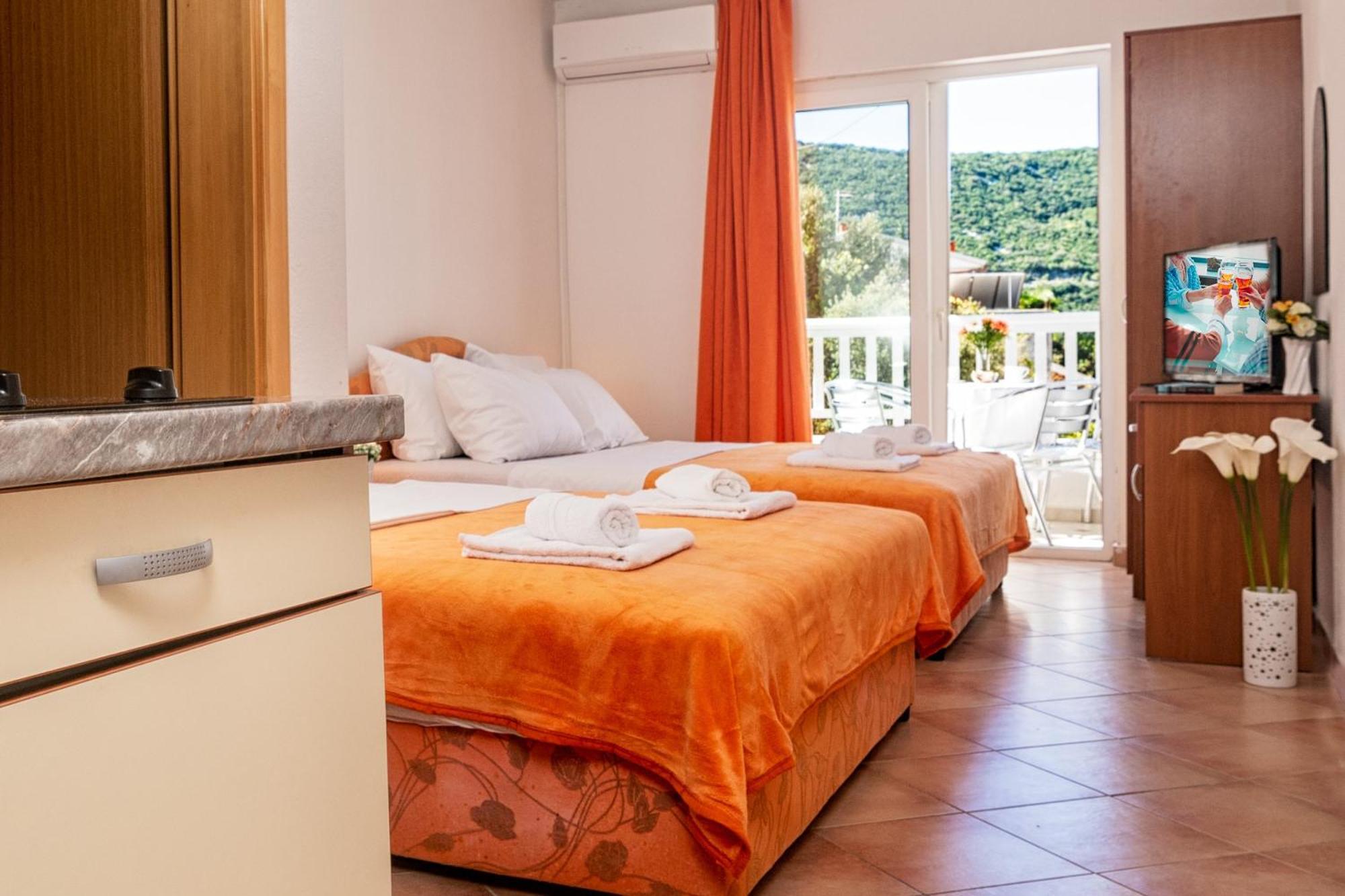 Apartments Matej Neum Oda fotoğraf