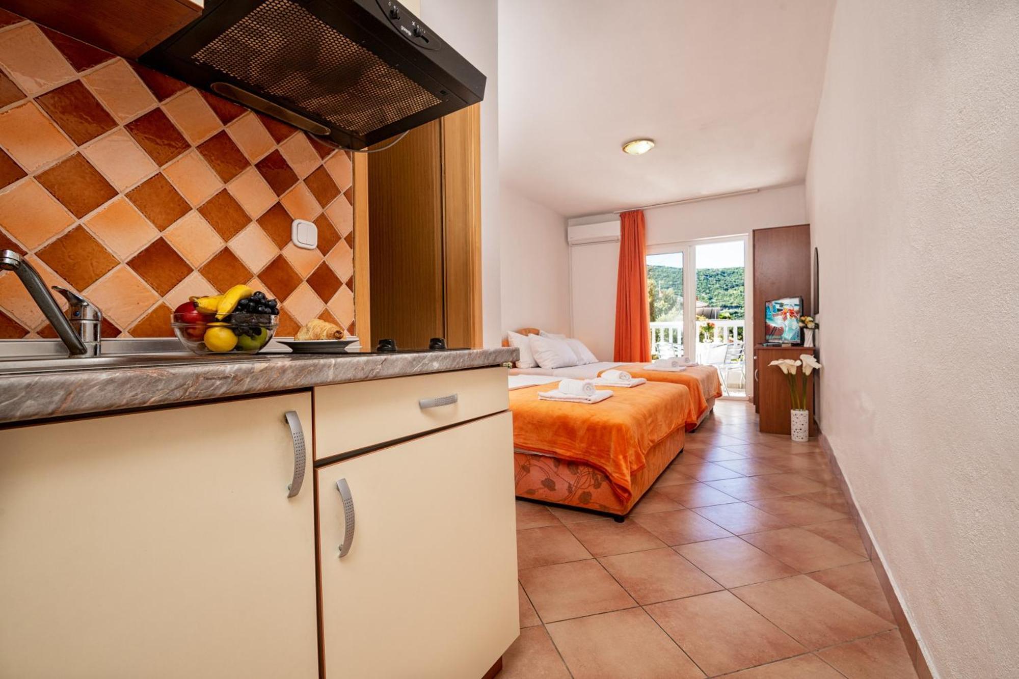 Apartments Matej Neum Oda fotoğraf