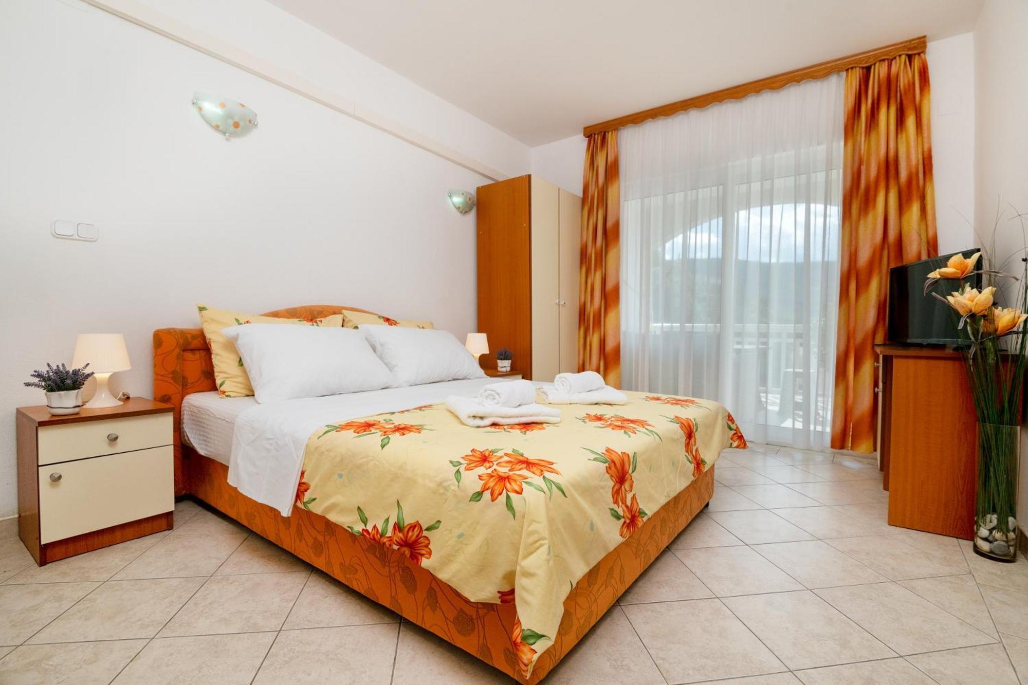 Apartments Matej Neum Oda fotoğraf