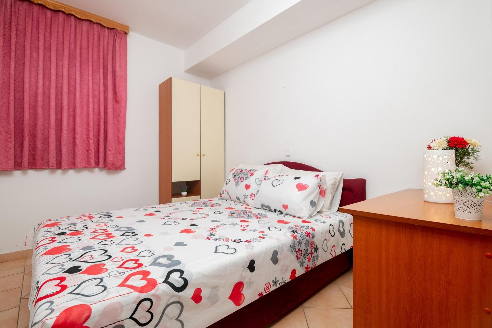 Apartments Matej Neum Oda fotoğraf